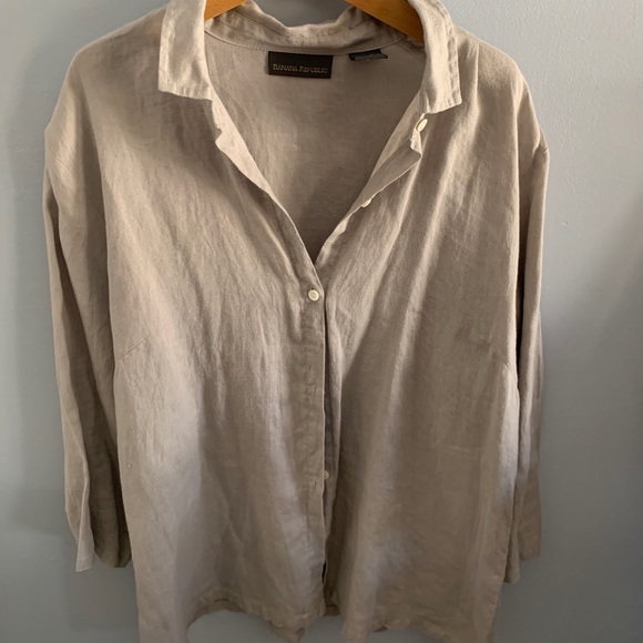 Banana Republic Button Up - Picture 2 of 3